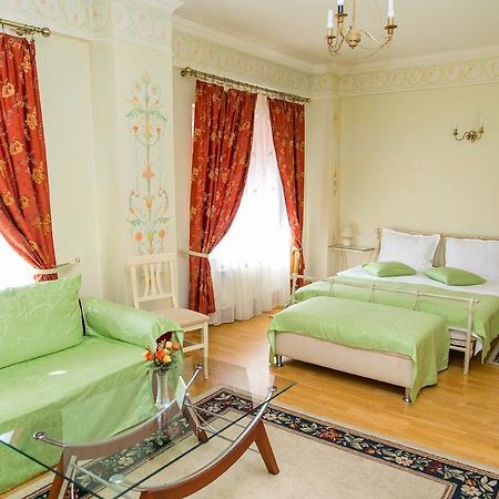 Villa Tamara Bucureşti Rom bilde